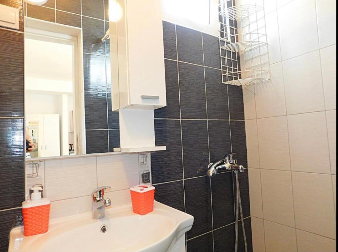 Apartments Lekic Будва Екстериор снимка