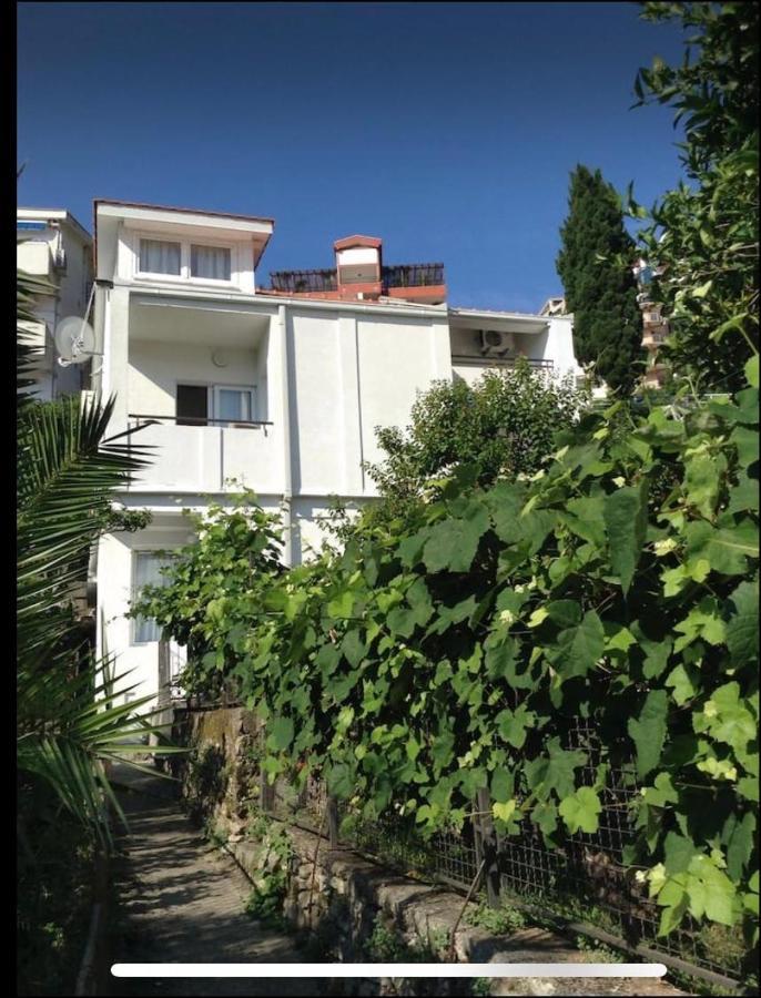 Apartments Lekic Будва Екстериор снимка